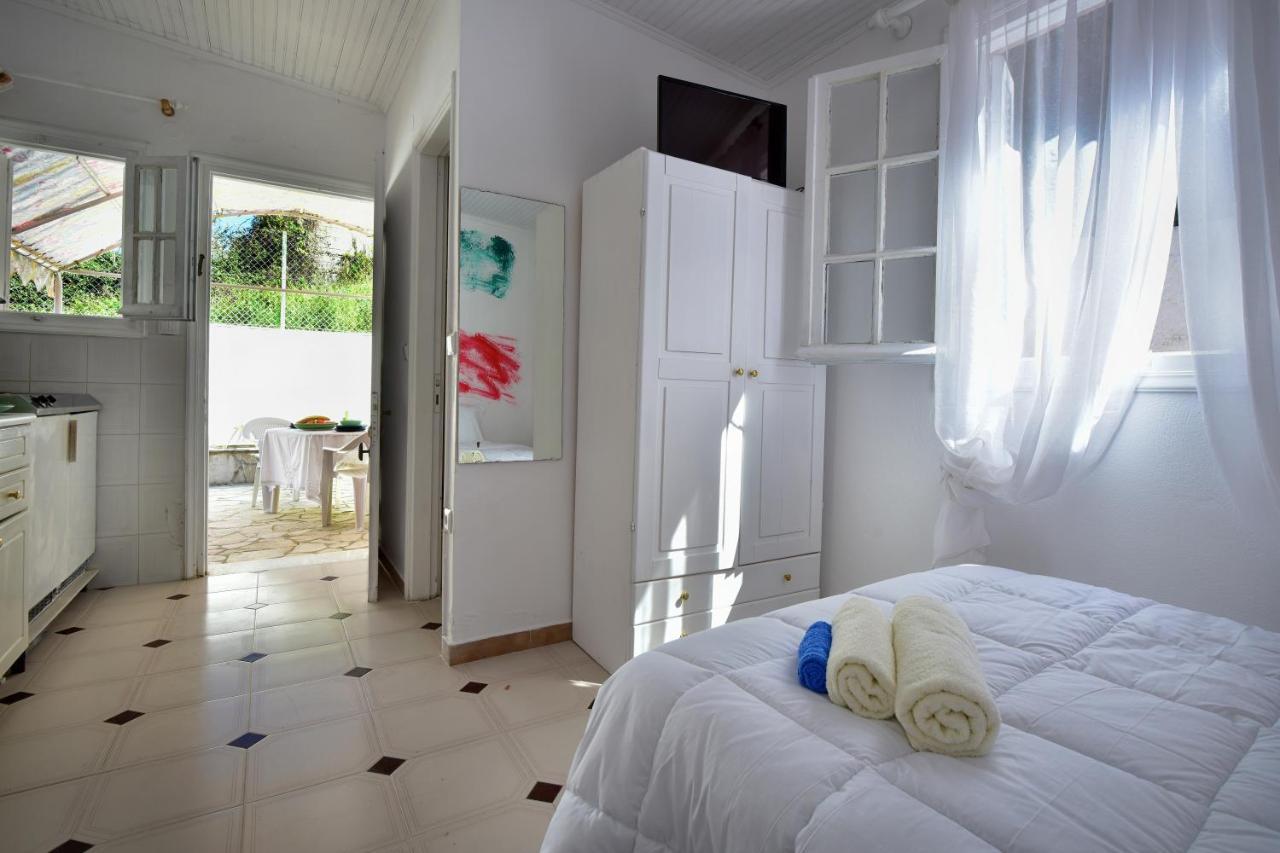 Merlyn Rooms Into The Nature, 100M From The Beach Dafnila Екстер'єр фото